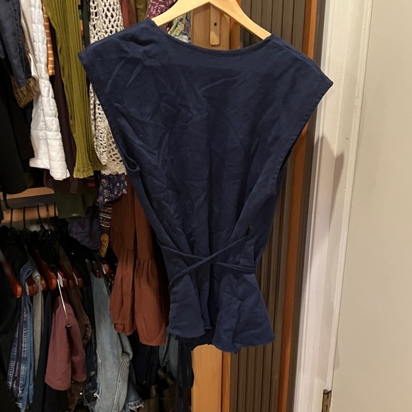 Calico Alchemy Organic’s Wrap Top - Picture 4 of 6